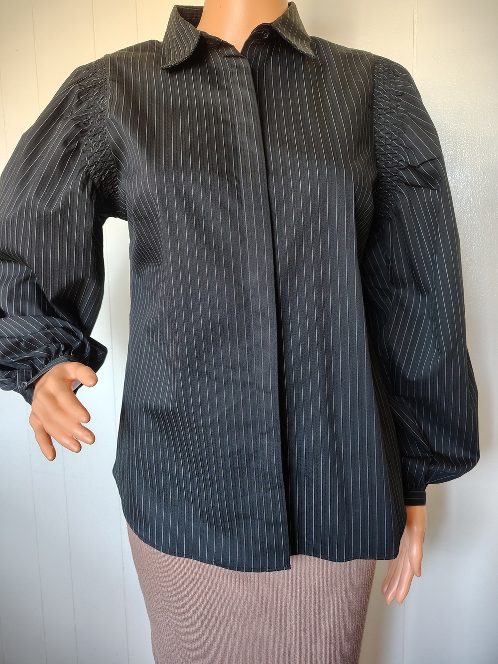 Worthington Black Pinstripe Button-Up Shirt Size S.